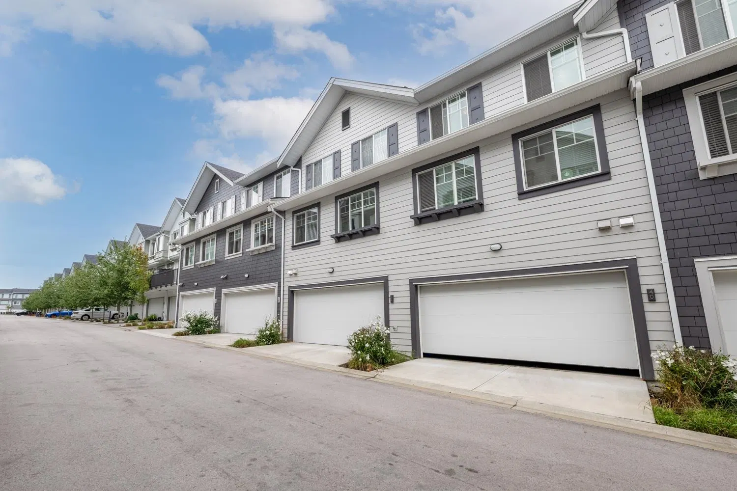 Photo 2 of 17 at #40 – 15489 99a Avenue