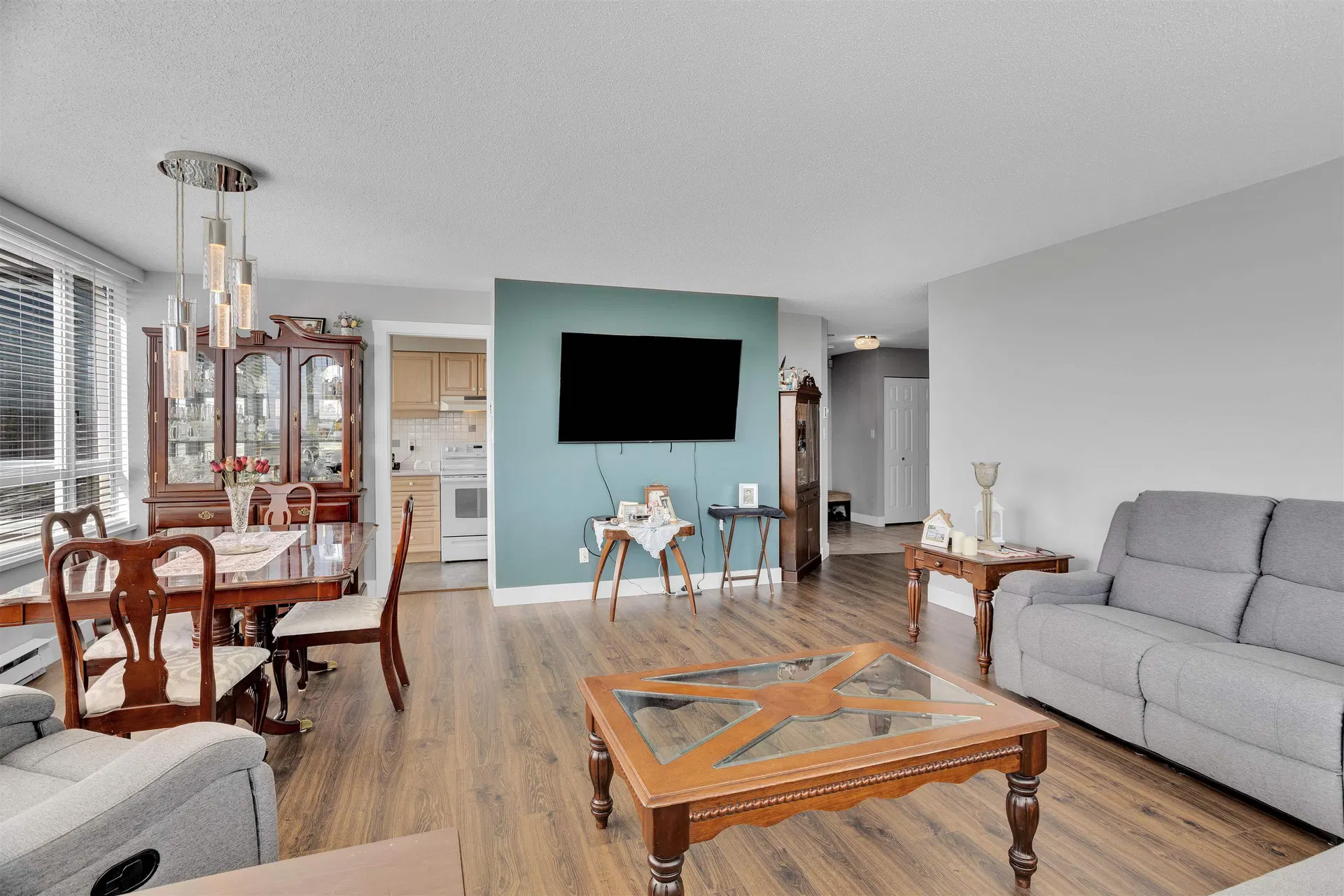 Photo 4 of 33 at #804 – 15030 101 Avenue