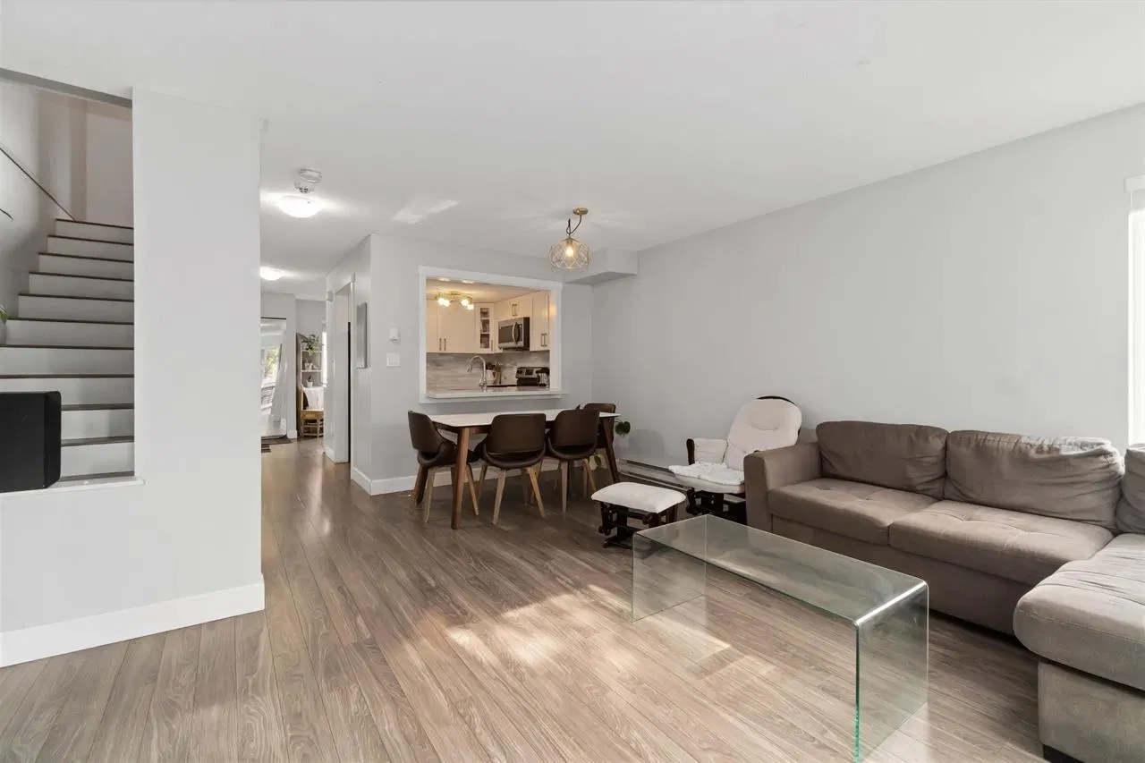 Photo 4 of 25 at #24 – 270 Casey Street