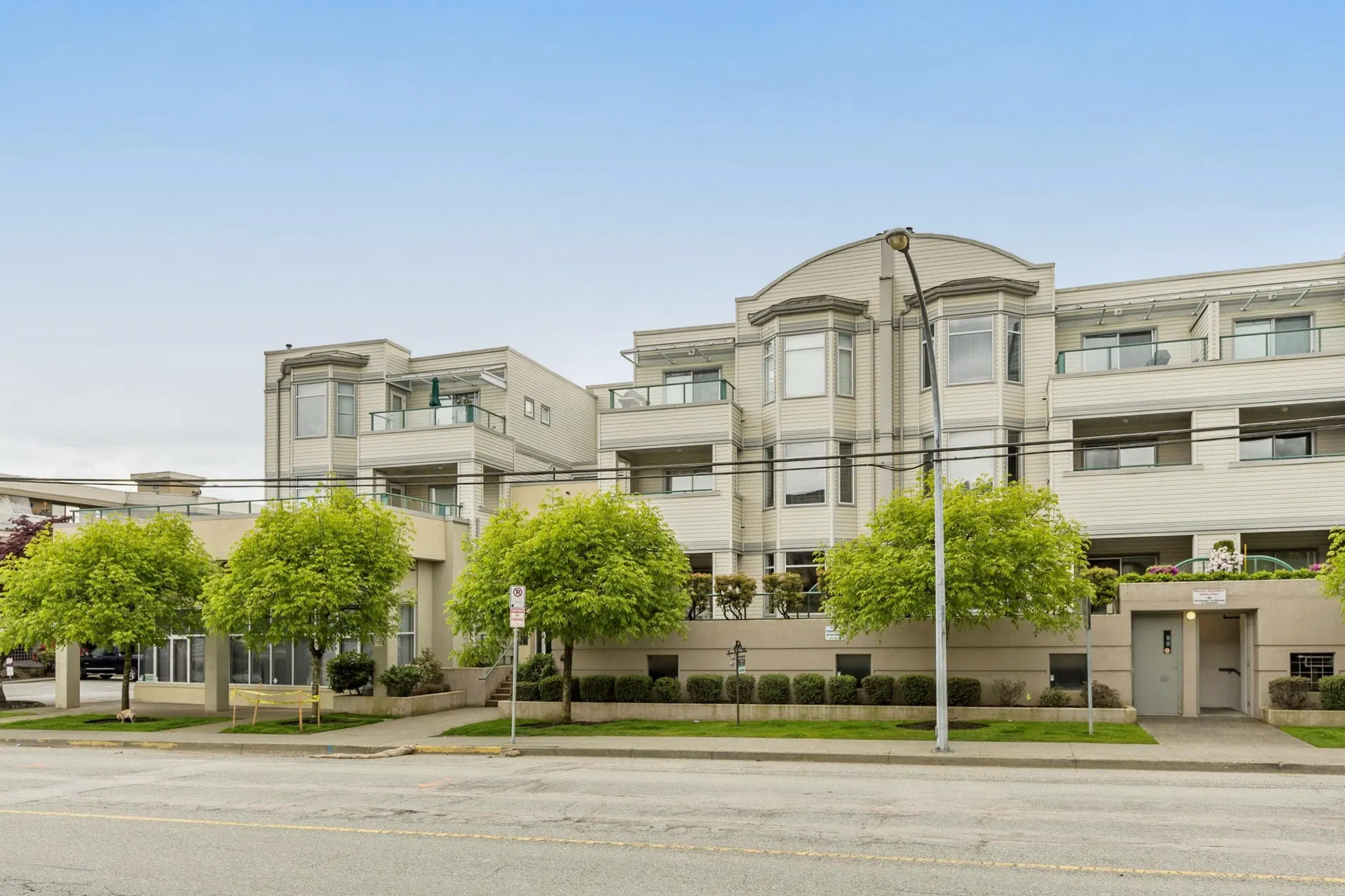 Photo 1 of 21 at #103 – 20680 56 Avenue
