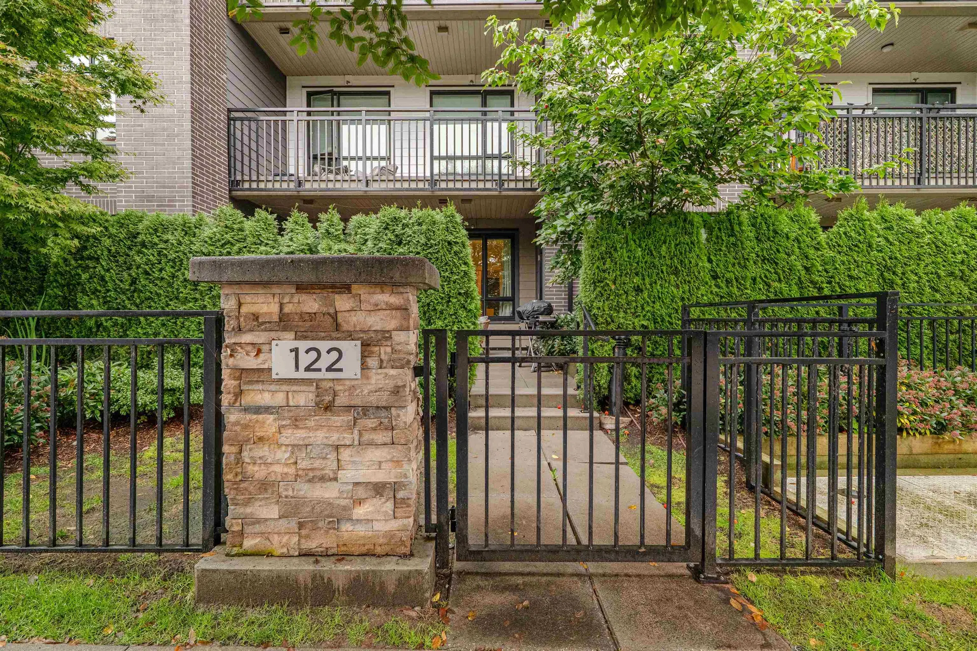 Photo 2 of 39 at #122 – 31158 Westridge Place