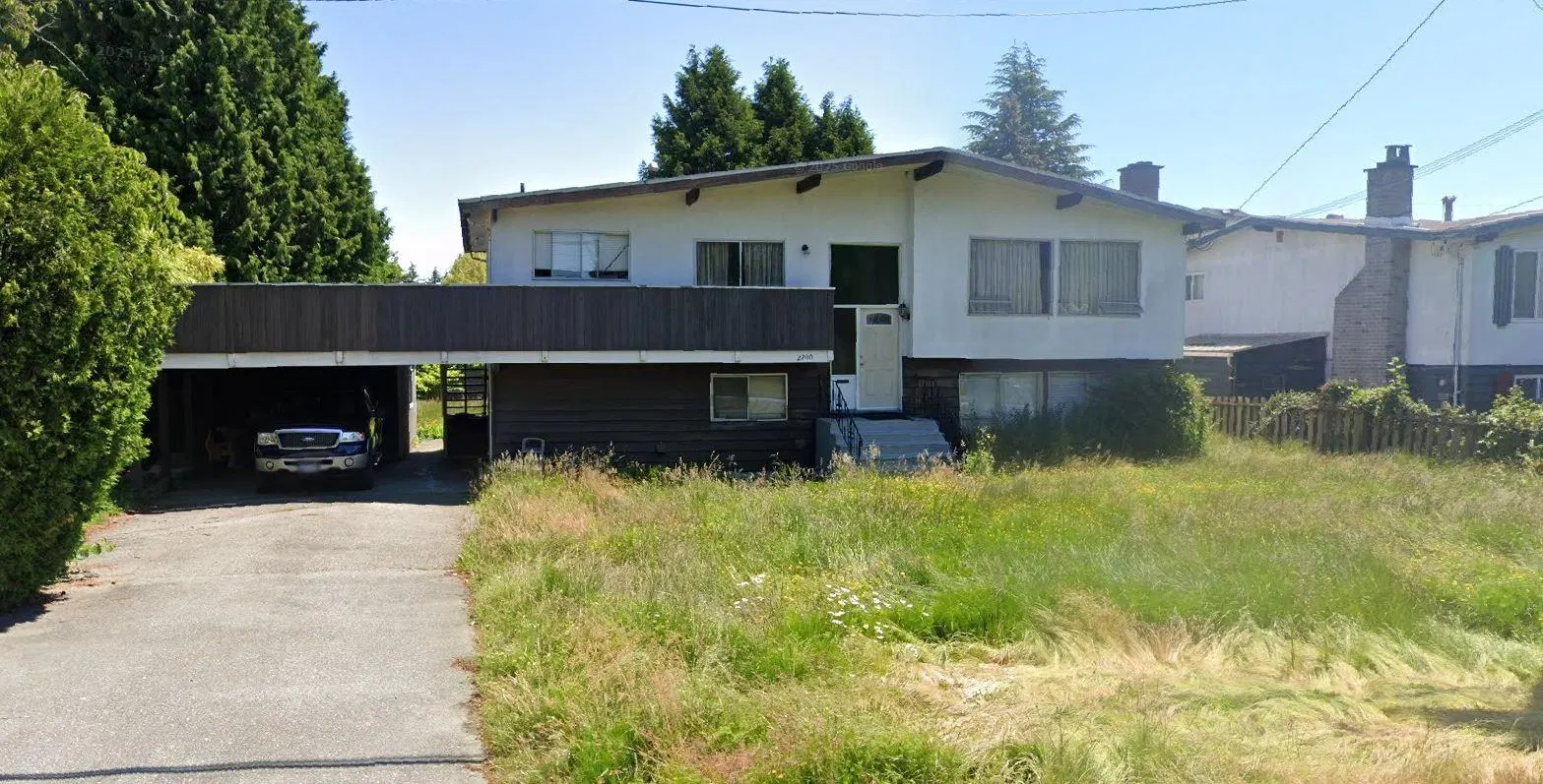 Photo 1 of 1 at 2200 Mclennan Avenue
