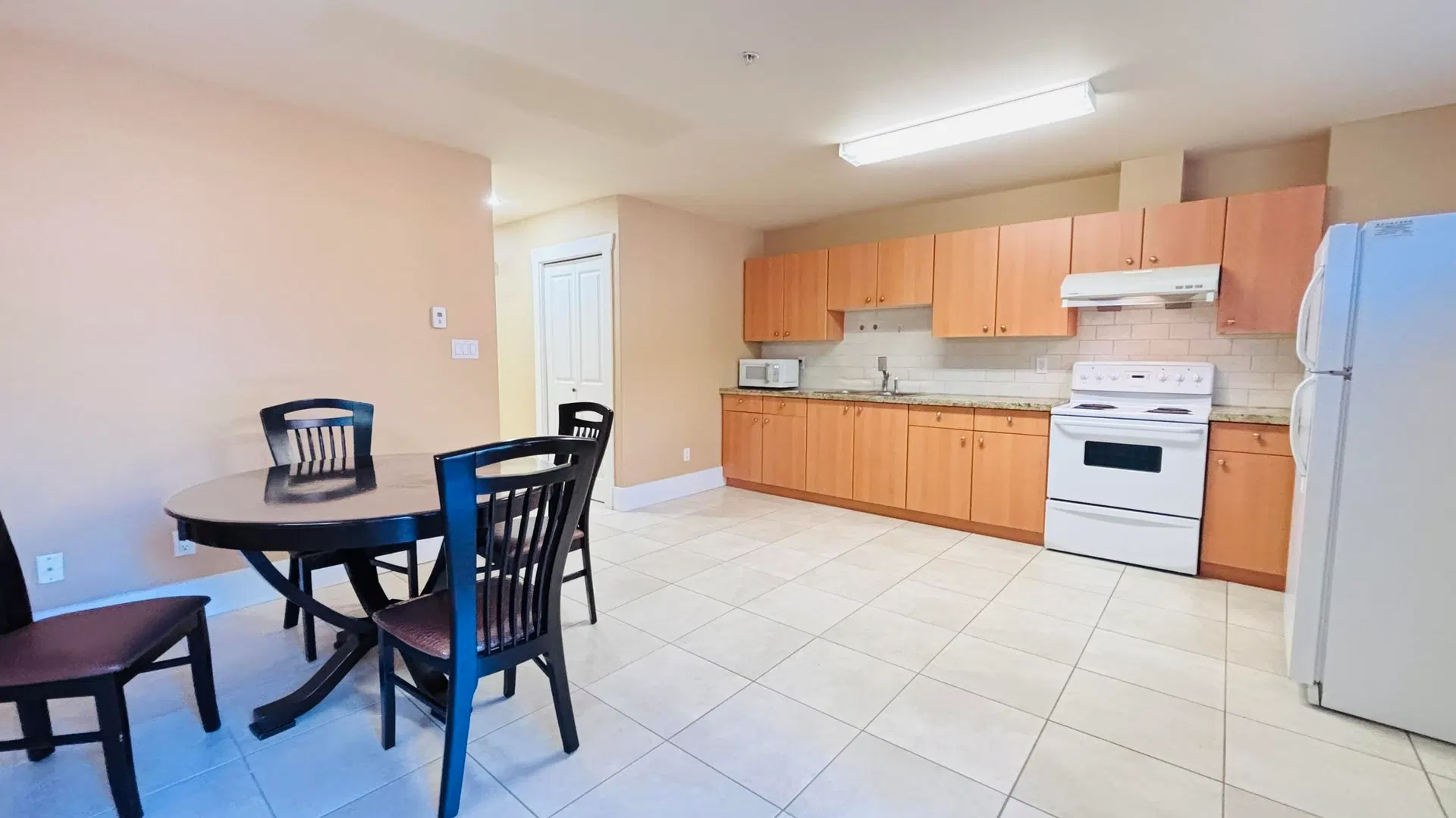Photo 1 of 11 at #2 – 2139 W 22nd Avenue
