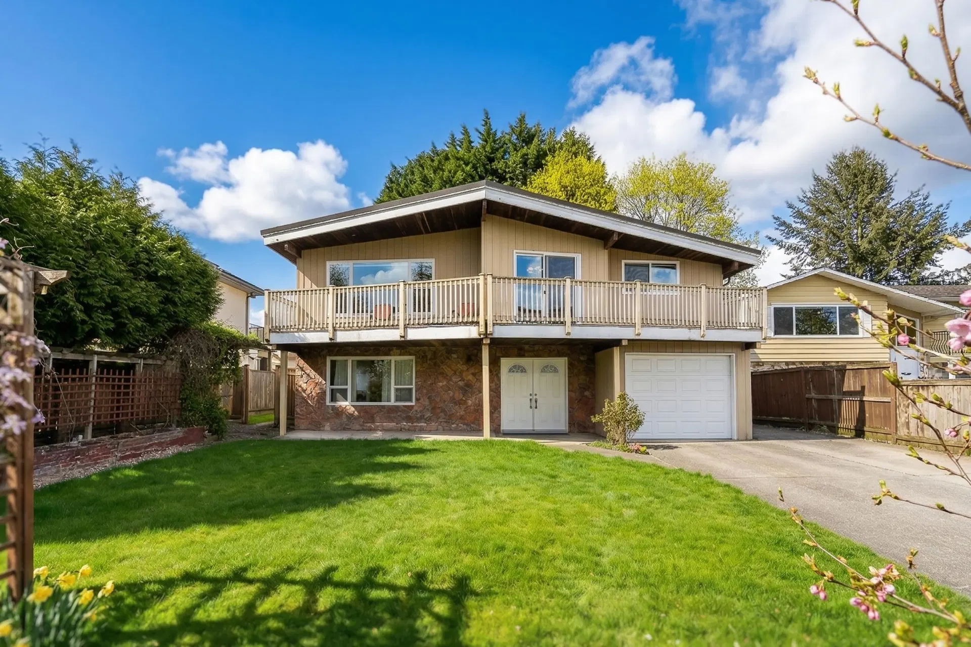Photo 1 of 31 at 4831 Foxglove Crescent
