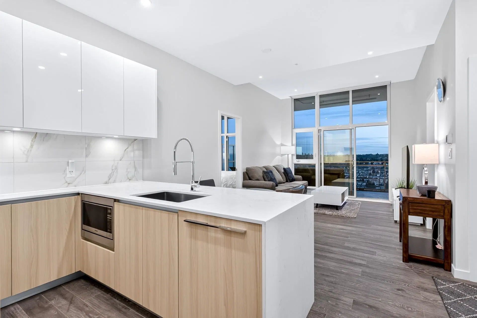 Photo 5 of 31 at #3103 – 5333 Goring Street