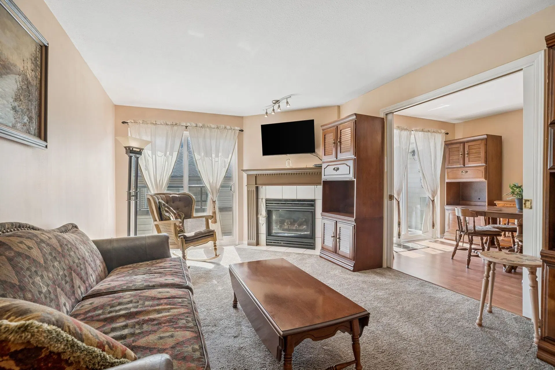 Photo 1 of 39 at #402 – 11726 225 Street