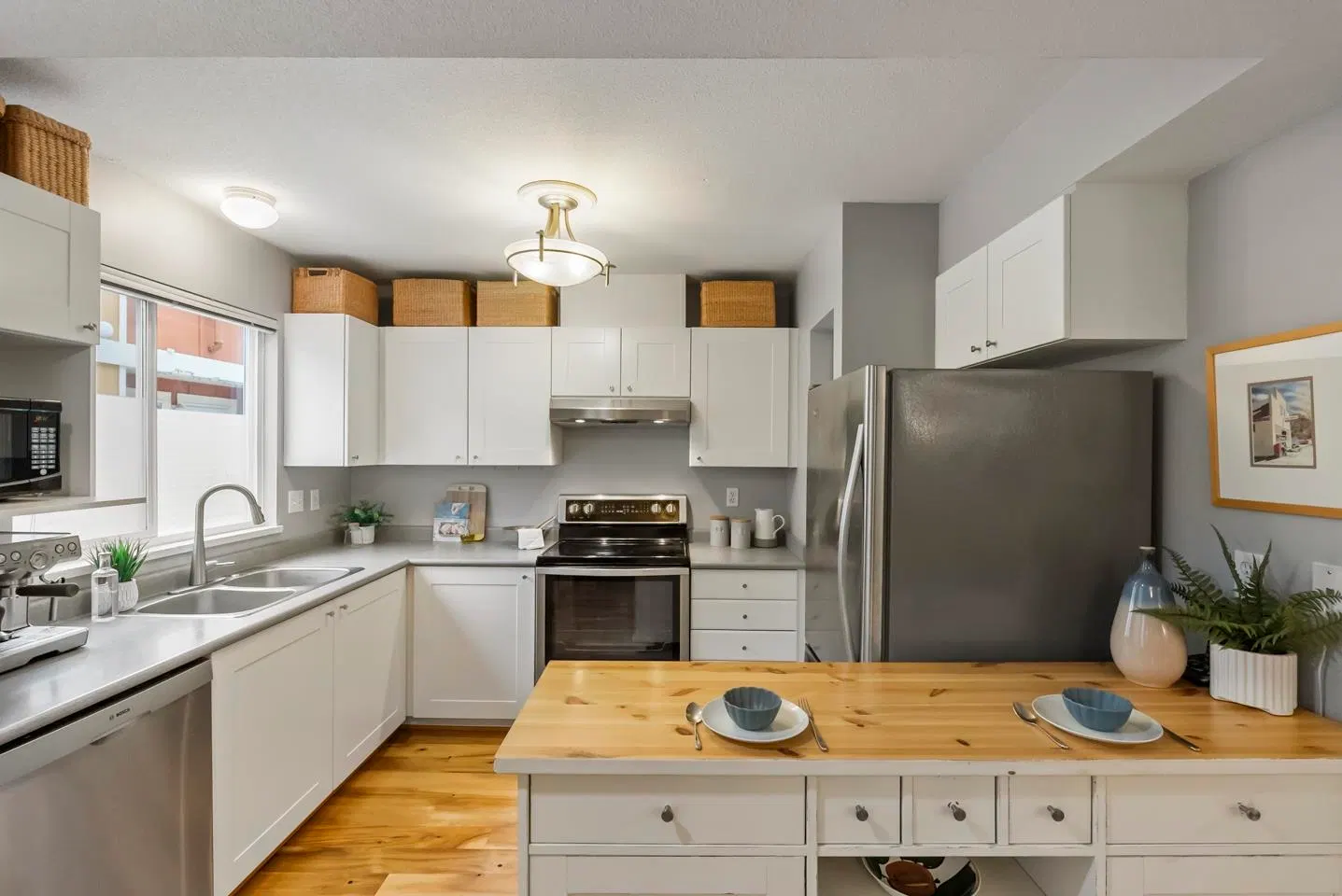 Photo 1 of 40 at #22 – 20543 96 Avenue