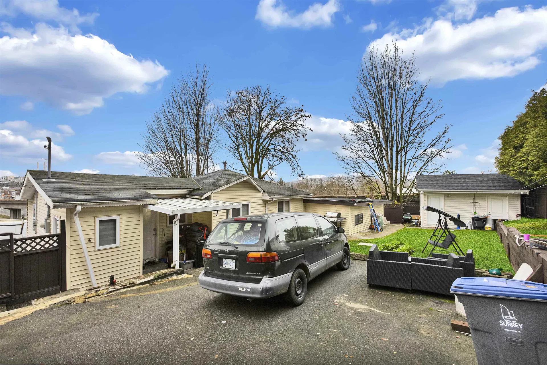 Photo 3 of 29 at 12943 112 Avenue