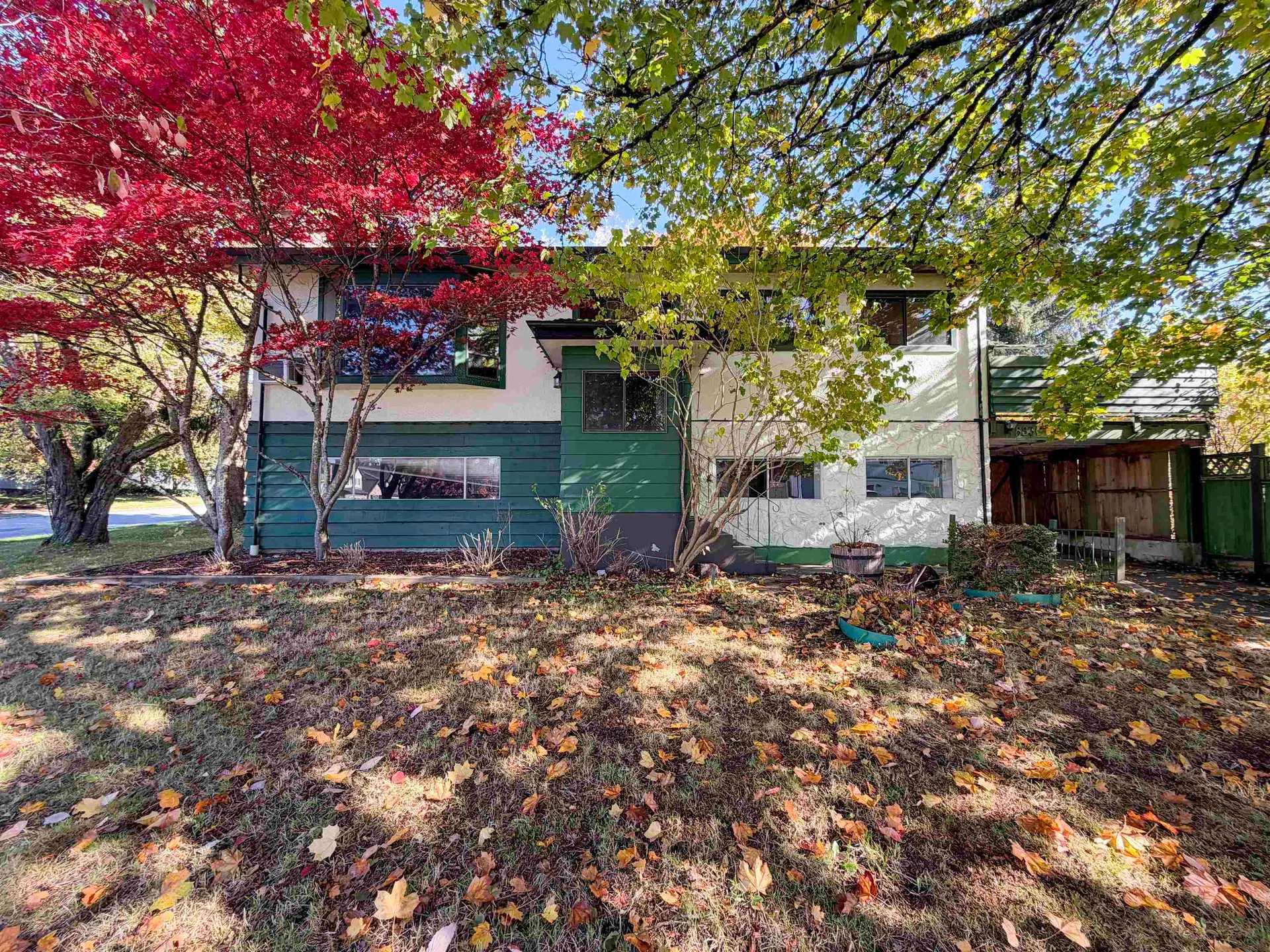 Photo 2 of 21 at 8930 113a Street