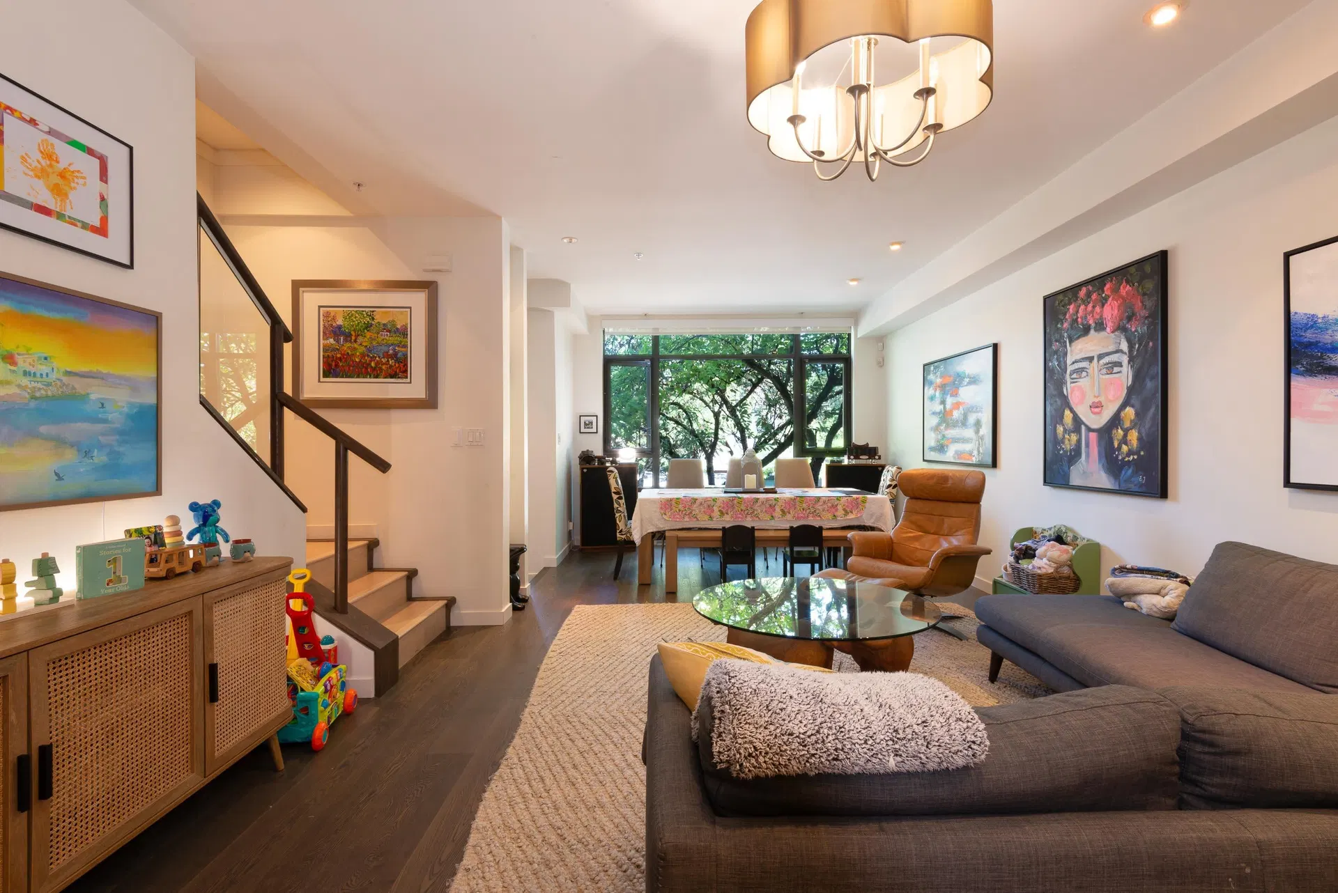 Photo 5 of 36 at 1088 W 7th Avenue