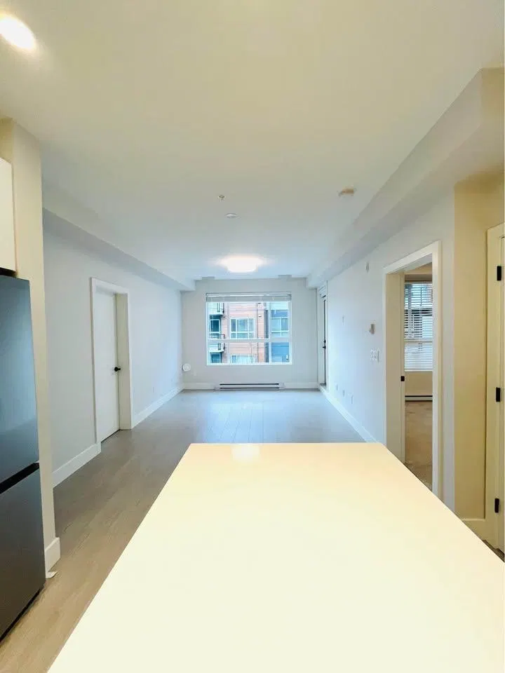 Photo 4 of 12 at 11655 Fraser Street