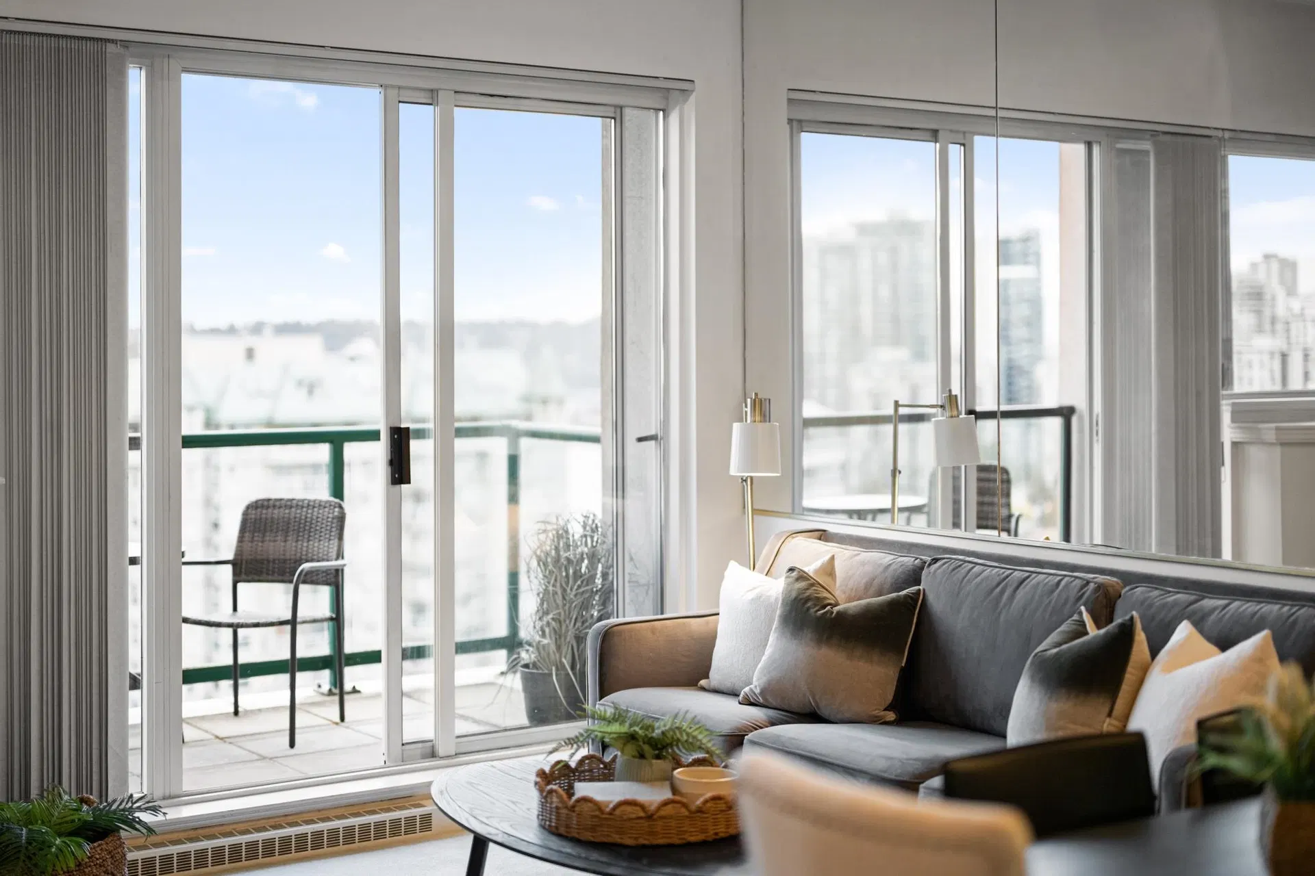Photo 4 of 33 at #2102 – 10 Laguna Court