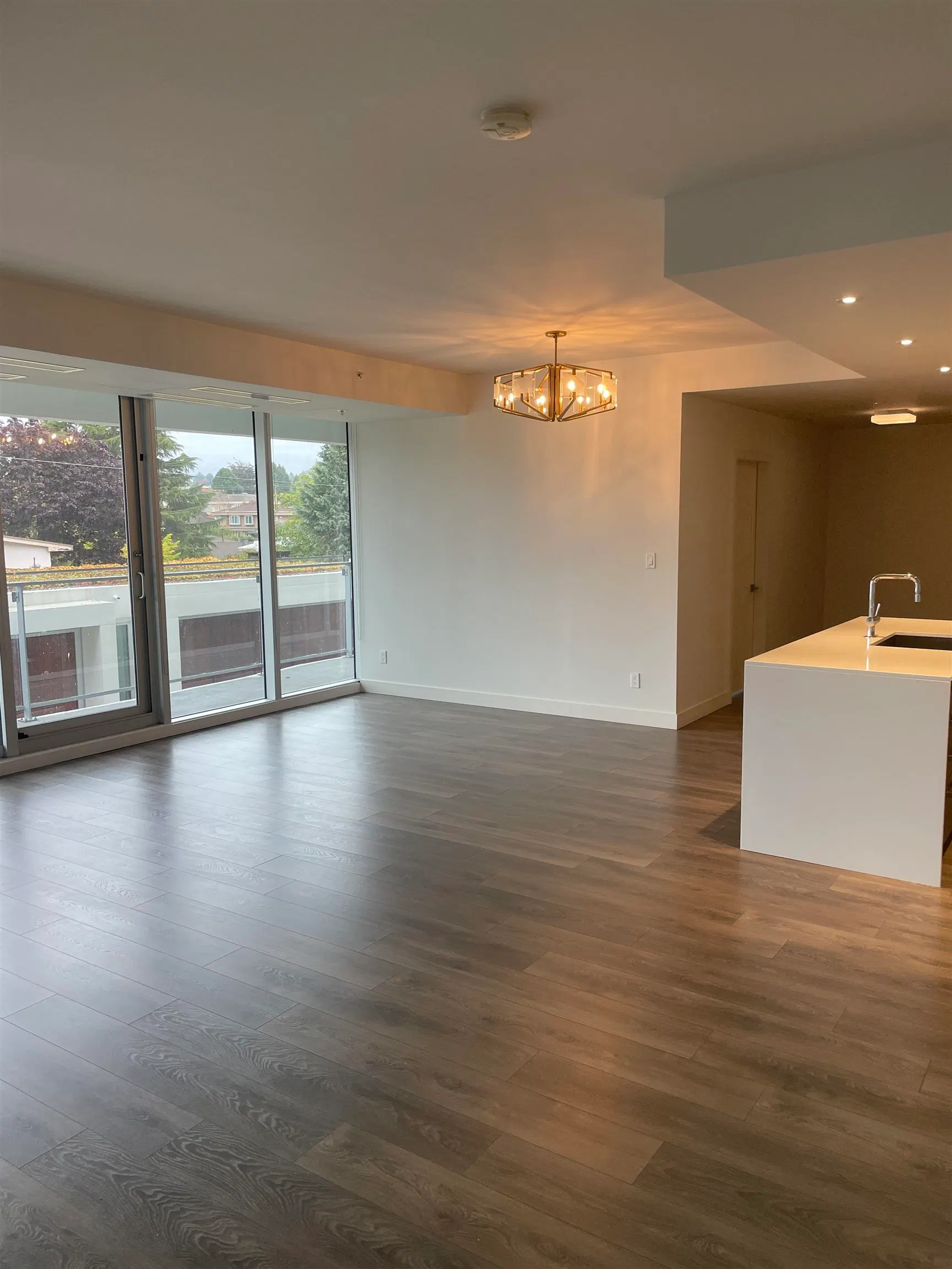 Photo 4 of 23 at #307 – 5699 Baillie Street