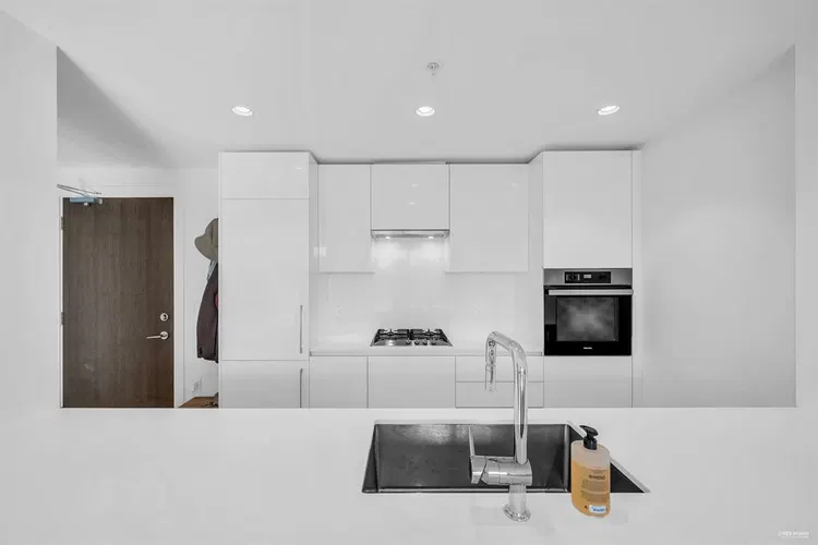 Photo 2 of 32 at #604 – 5766 Gilbert Road