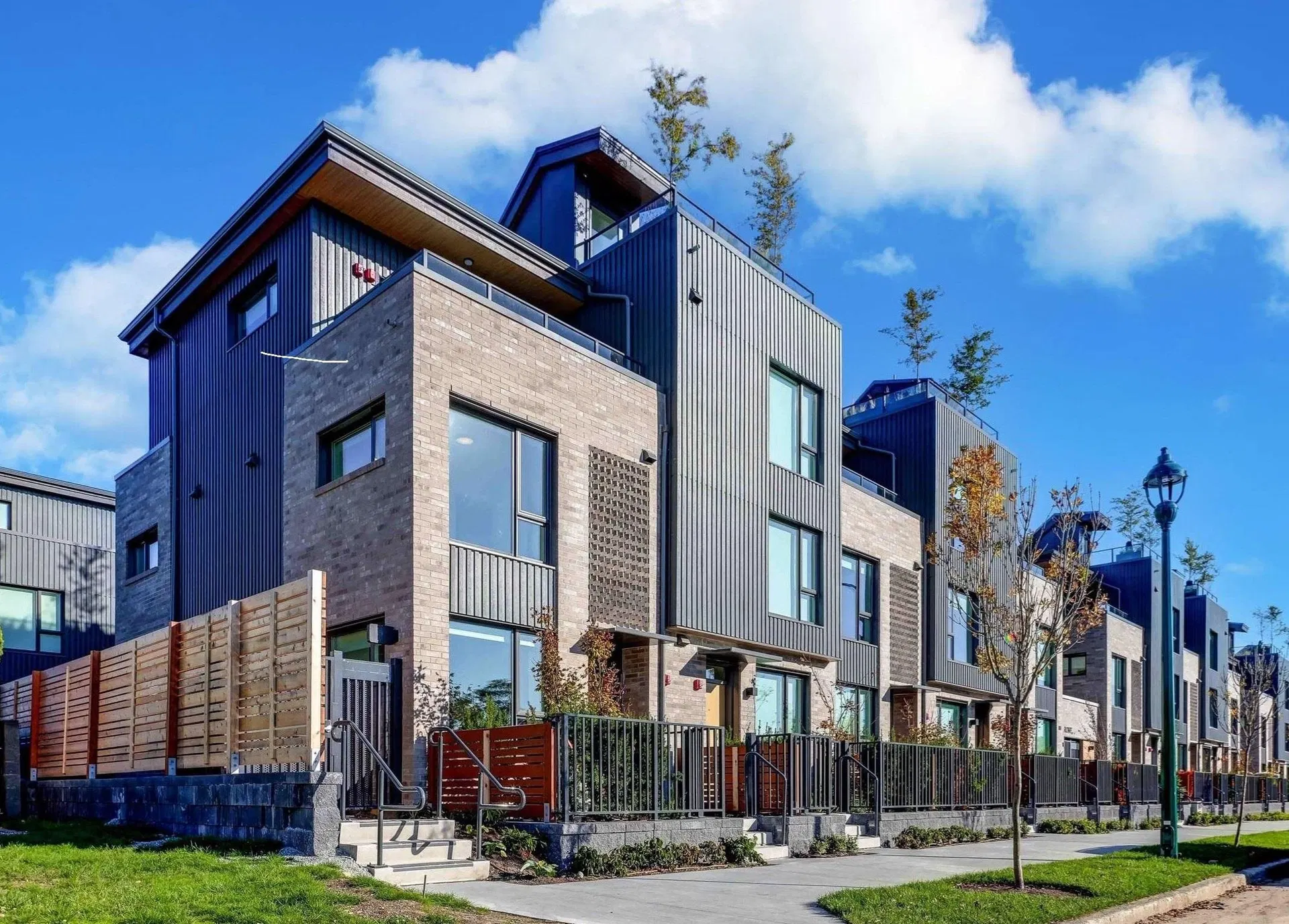 #185 – 815 49th Avenue