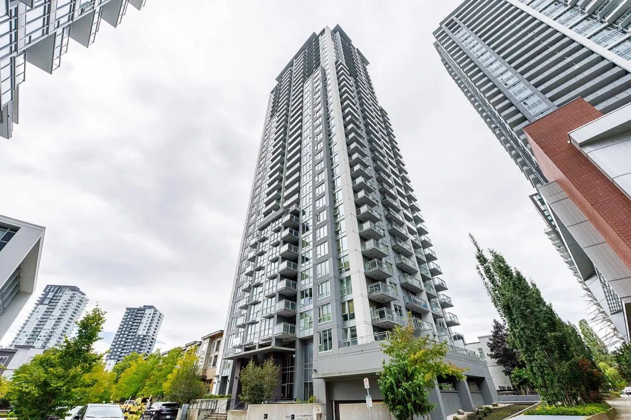 Photo 1 of 40 at #3809 – 13325 102a Avenue