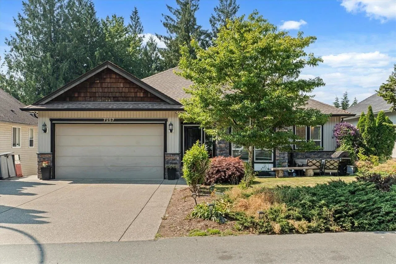 Photo 1 of 25 at 7257 Bryant Place