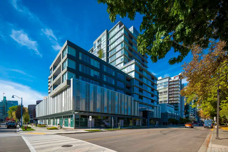 #1106 – 6833 Buswell Street