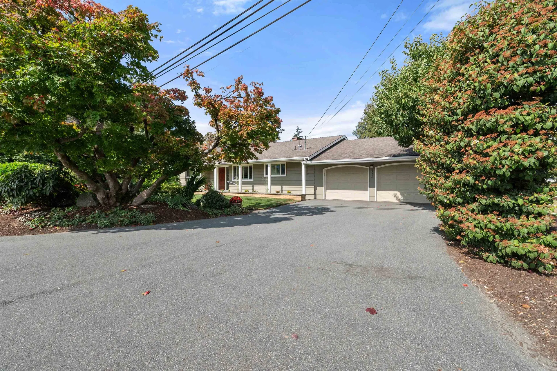 Photo 4 of 40 at 49635 Yale Road