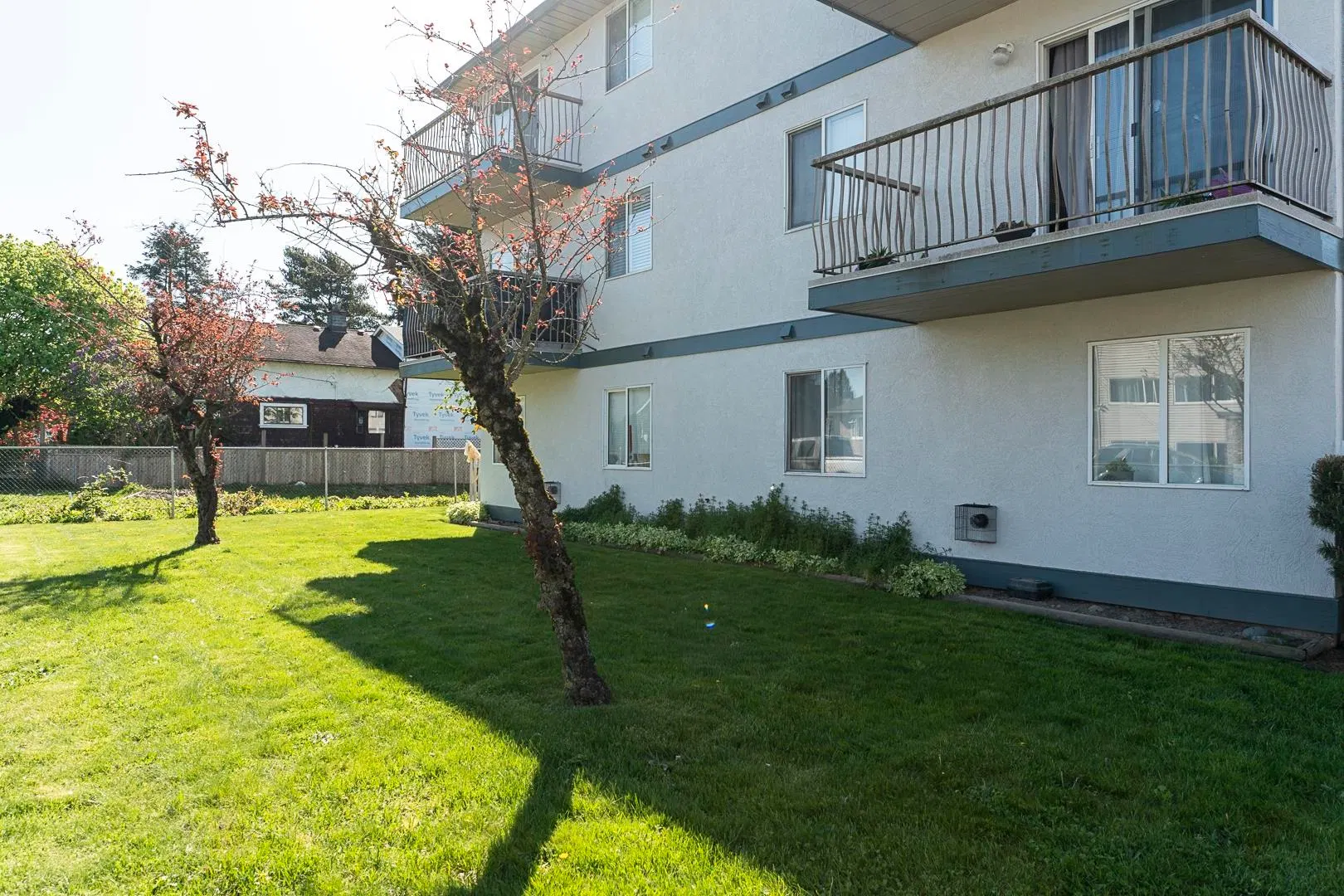 Photo 3 of 15 at #17 – 46160 Princess Avenue
