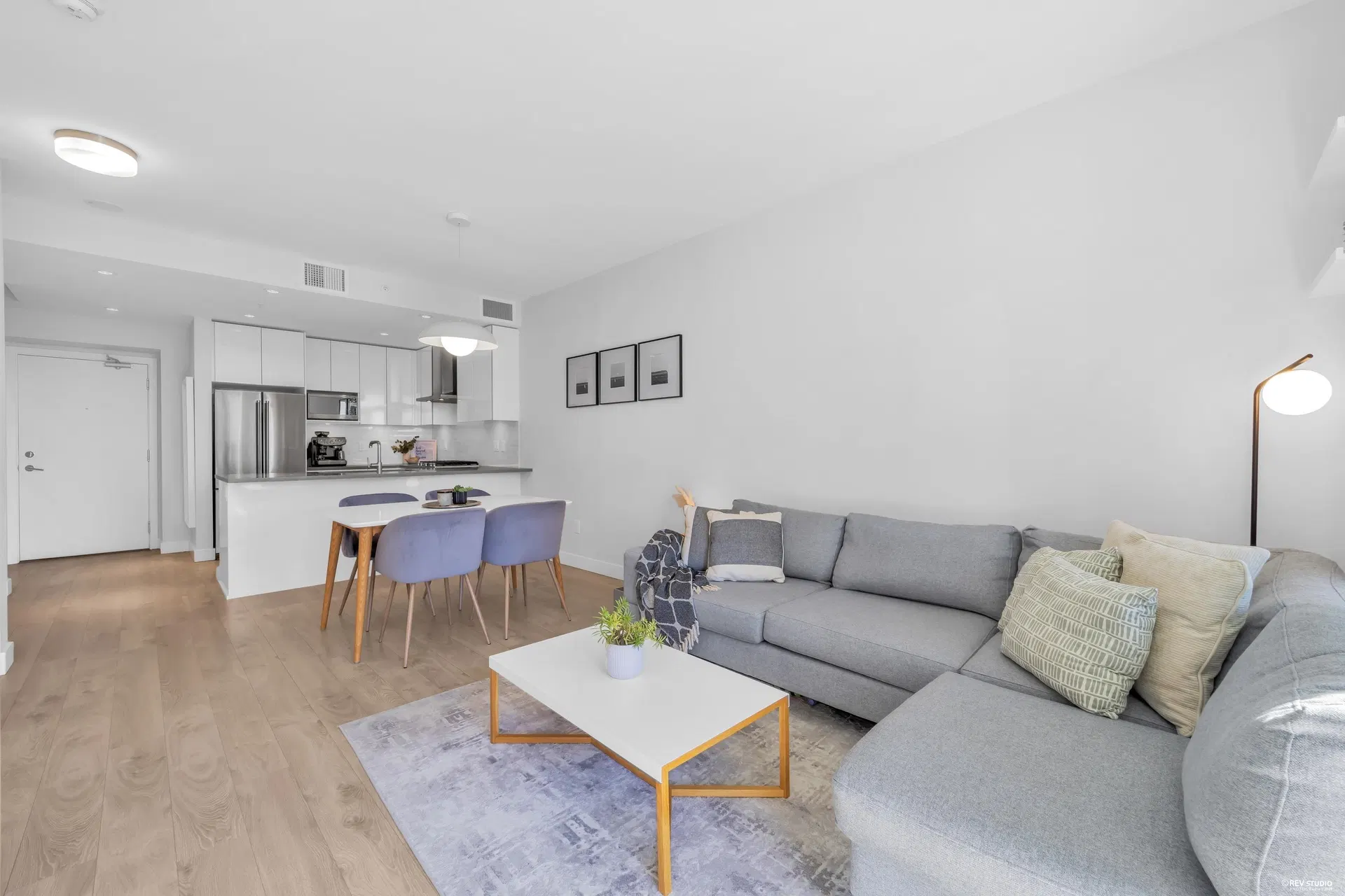 Photo 5 of 31 at #1701 – 1788 Gilmore Avenue
