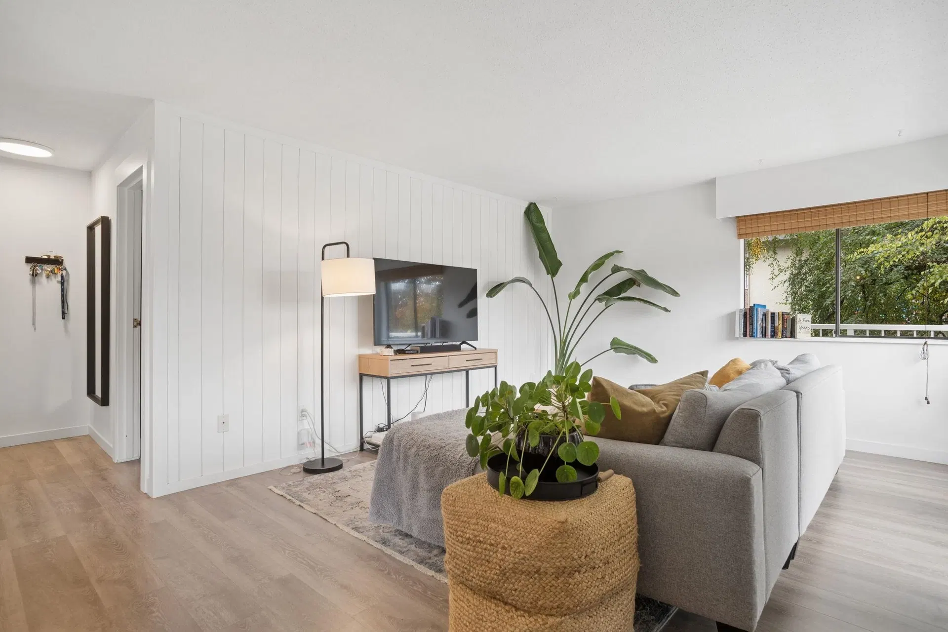 Photo 5 of 28 at #204 – 331 Knox Street