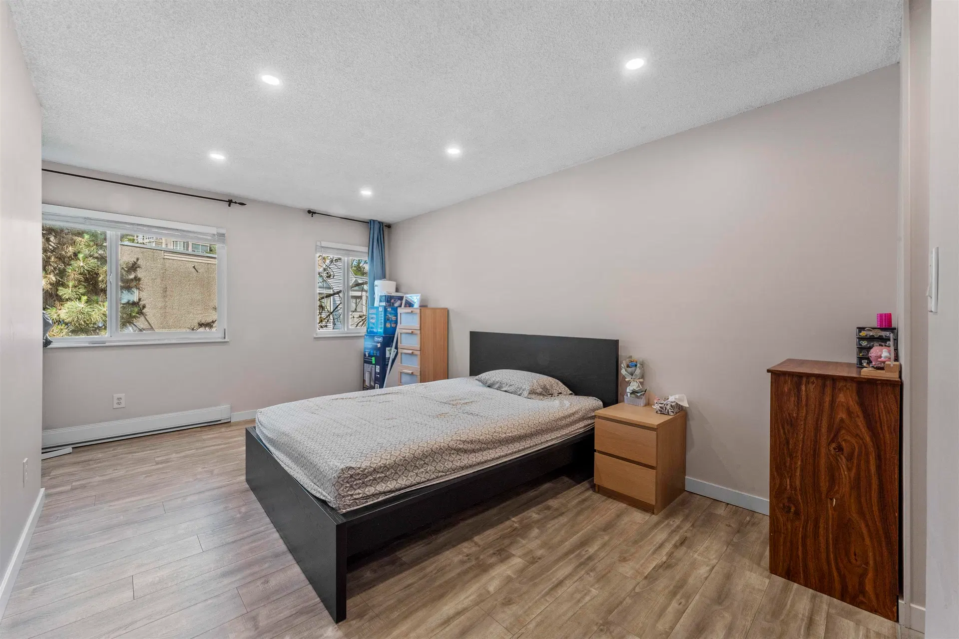 Photo 3 of 24 at #508 – 9890 Manchester Drive
