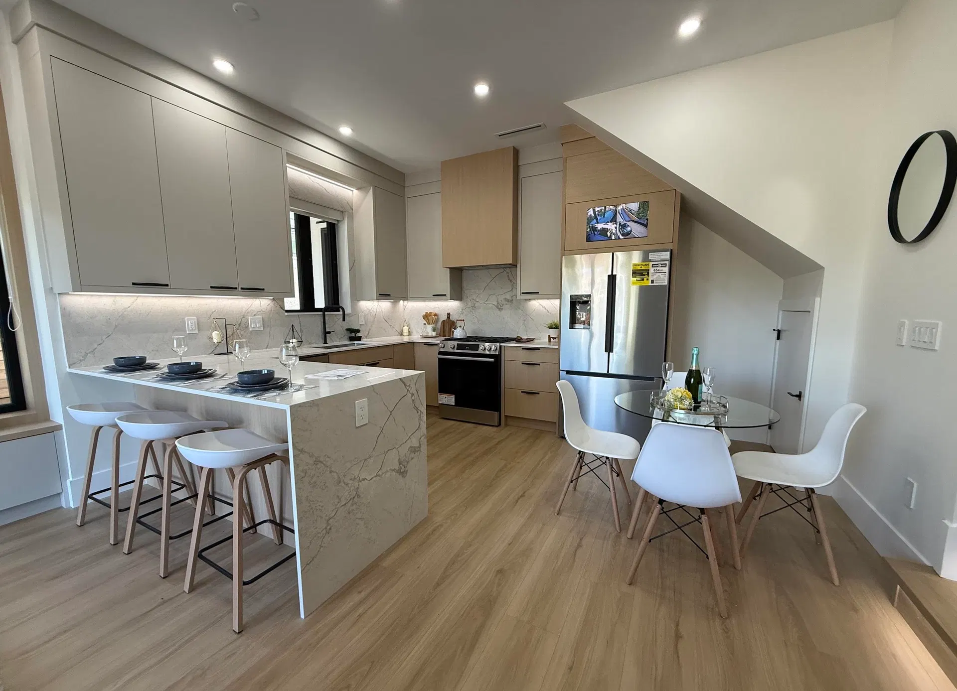 Photo 3 of 30 at #1 – 2636 Mcgill Street