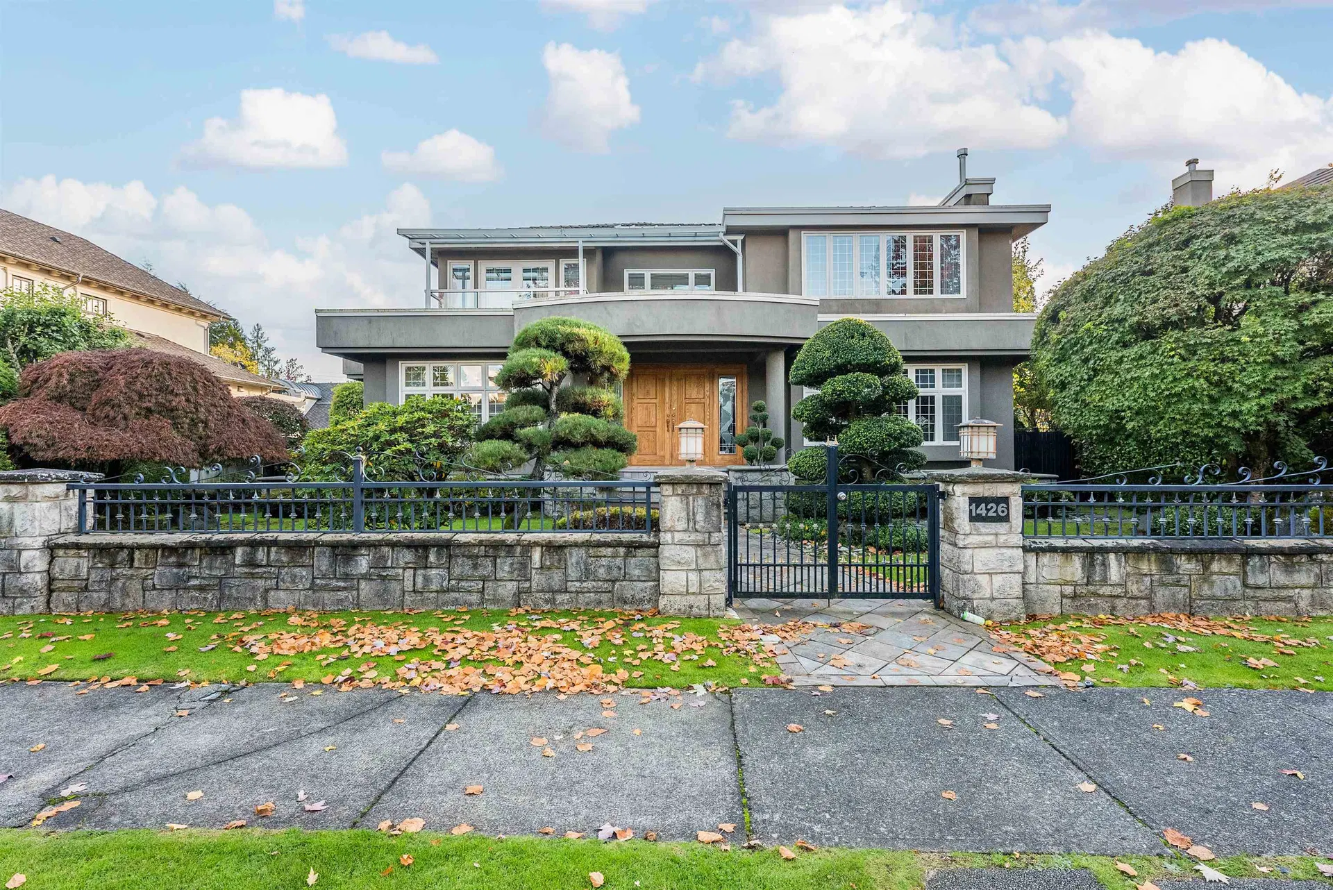 Photo 1 of 27 at 1426 W 48th Avenue
