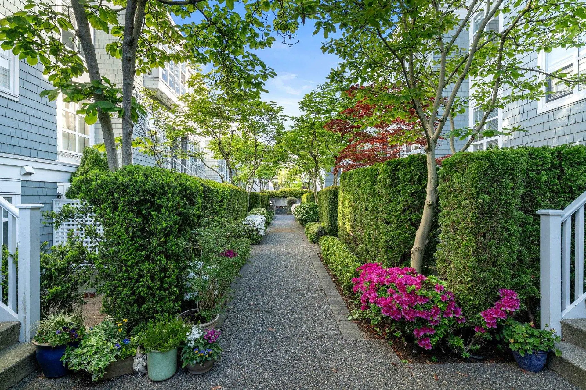 Photo 3 of 35 at #207 – 669 W 7th Avenue