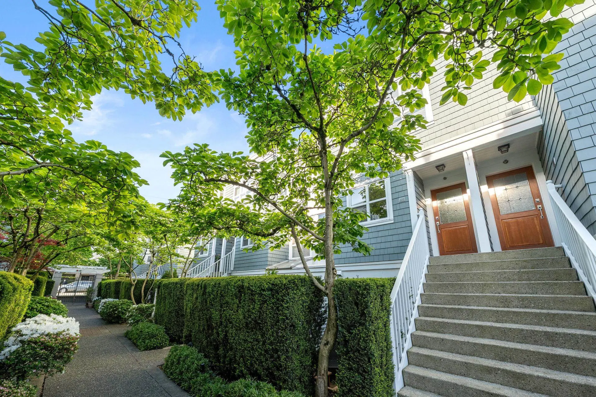 Photo 4 of 35 at #207 – 669 W 7th Avenue