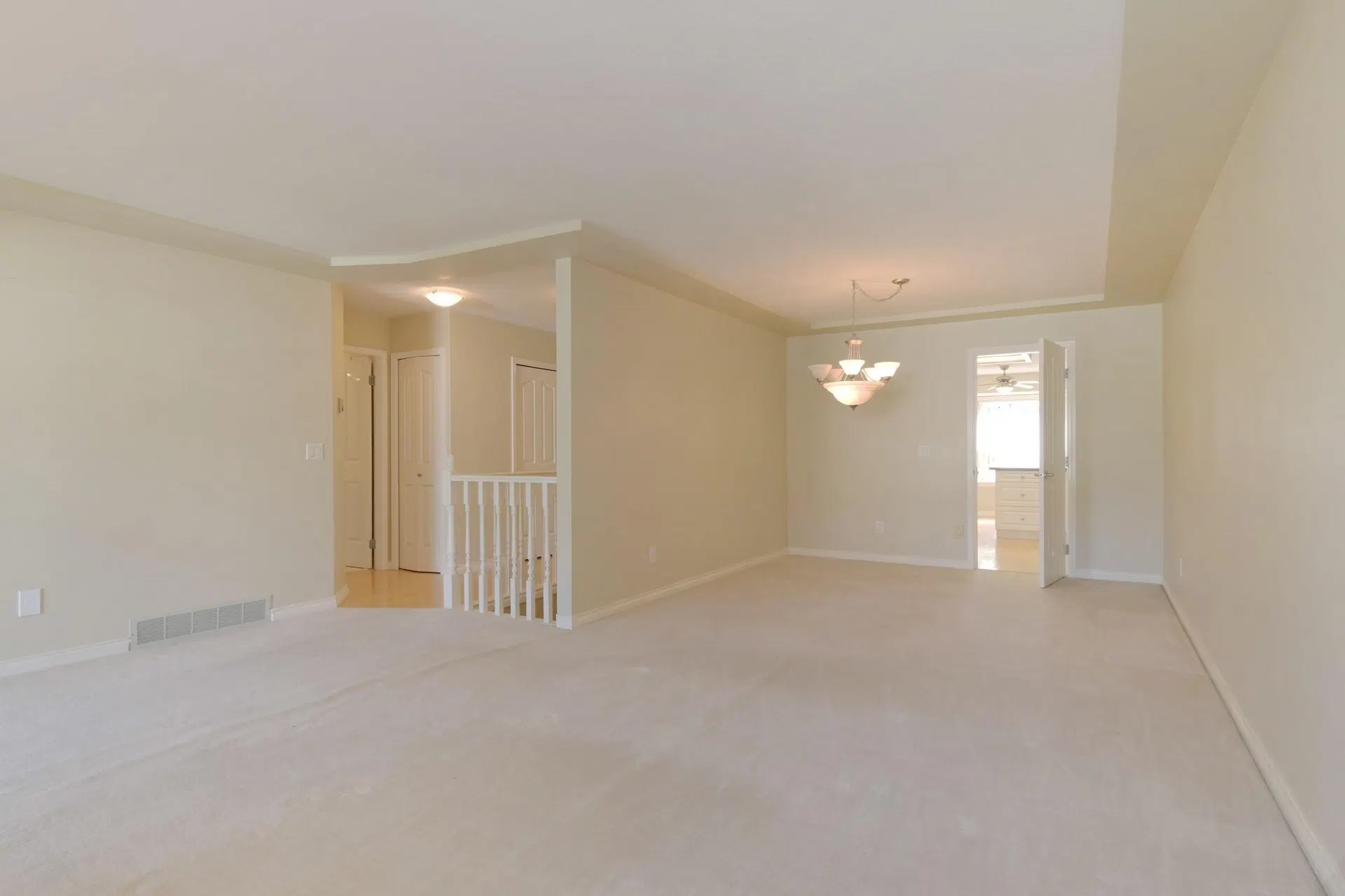 Photo 5 of 40 at #2 – 3115 Trafalgar Street