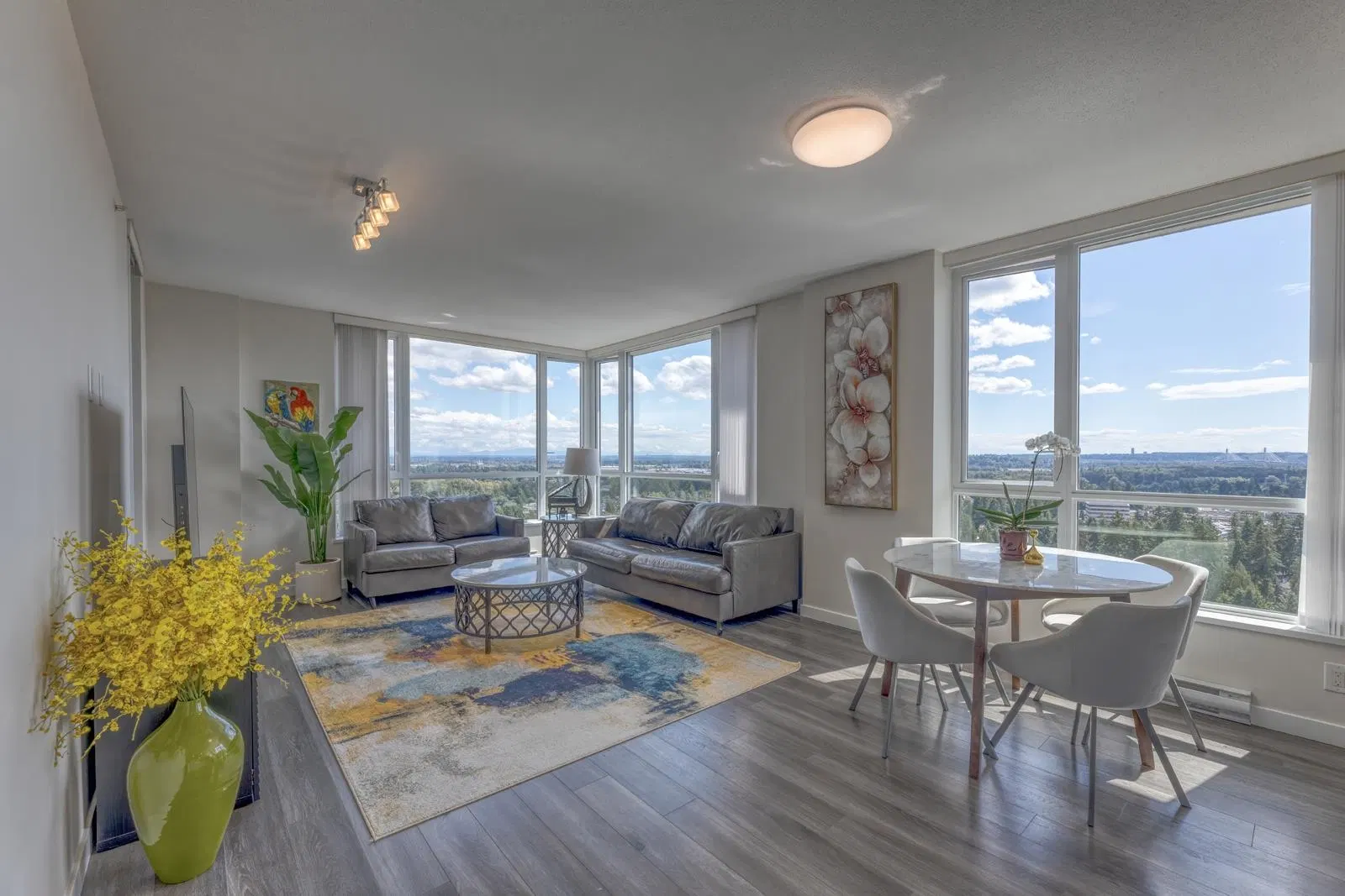 Photo 2 of 37 at #2203 – 3096 Windsor Gate