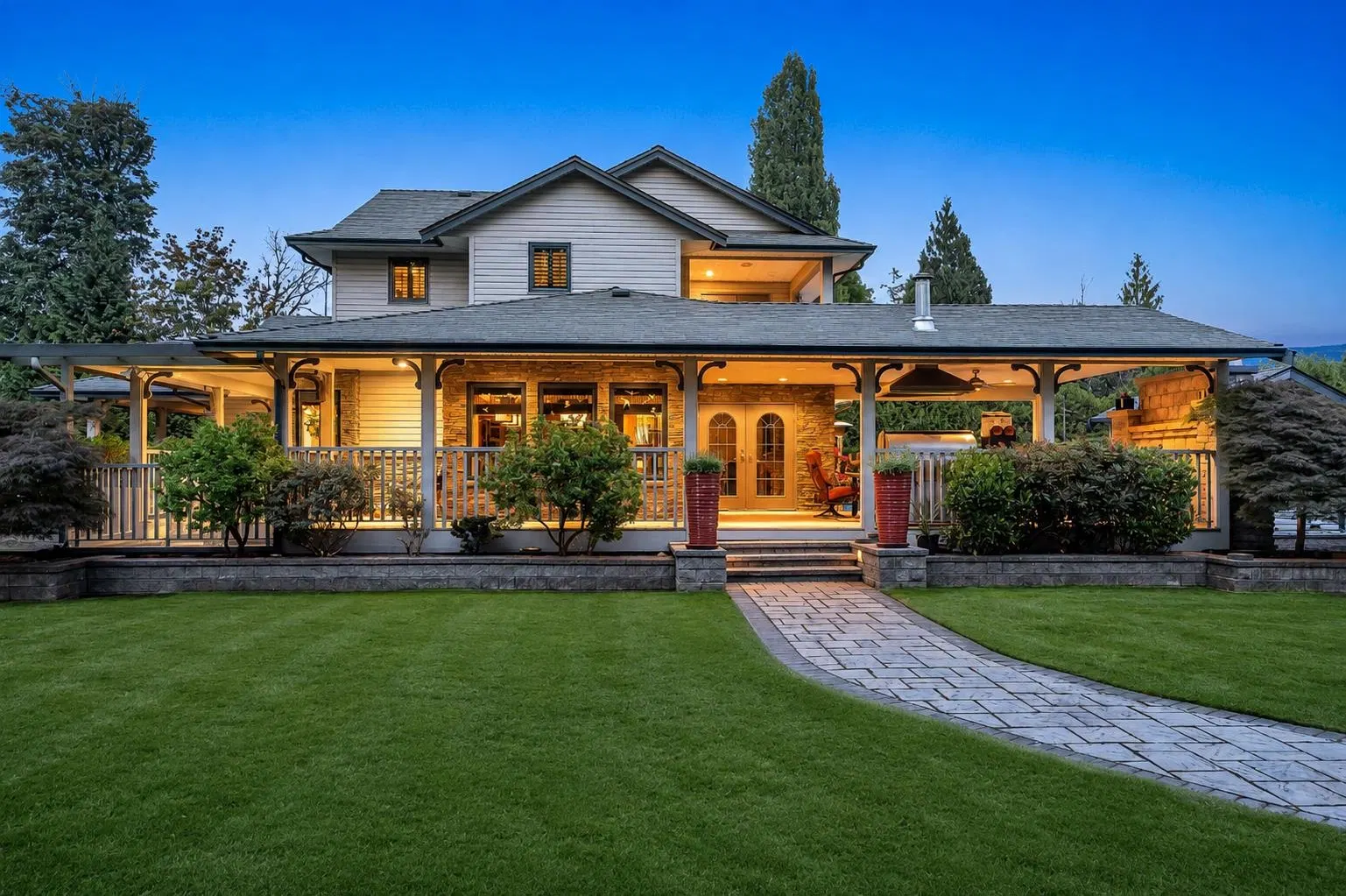 Photo 1 of 40 at 21790 100 Avenue