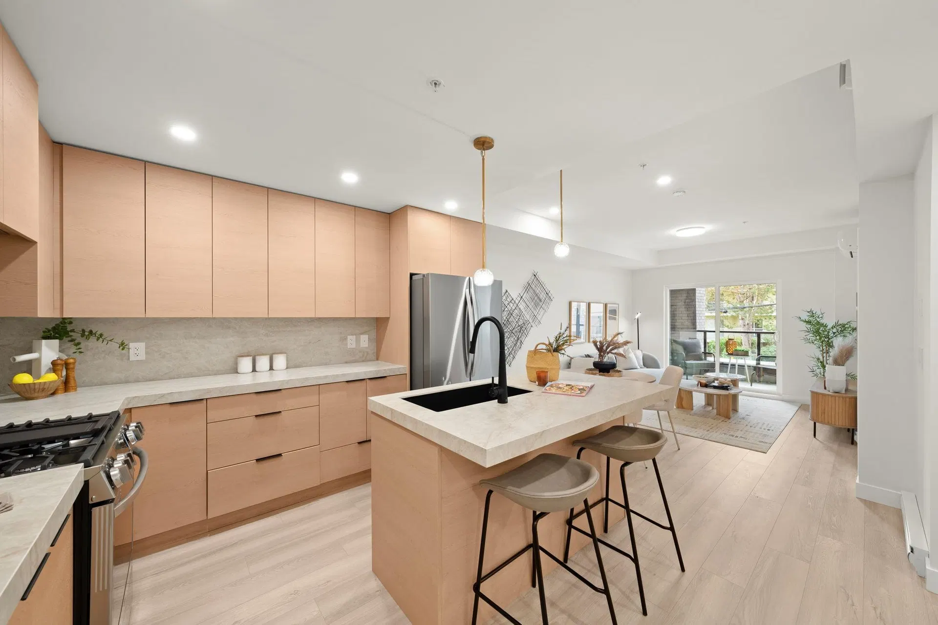 Photo 5 of 40 at #208 – 15353 17 Avenue