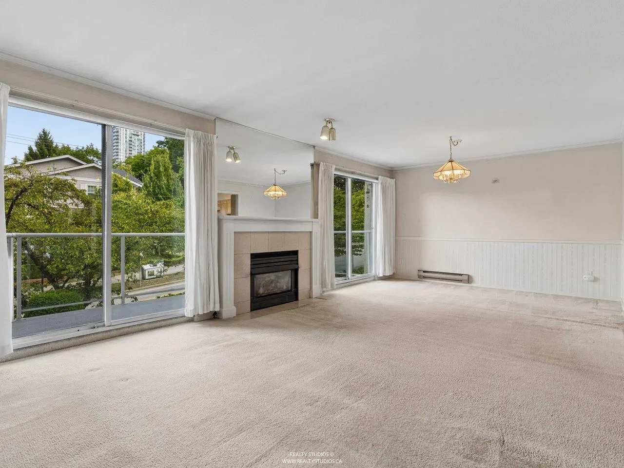 Photo 4 of 25 at #21 – 5575 Patterson Avenue