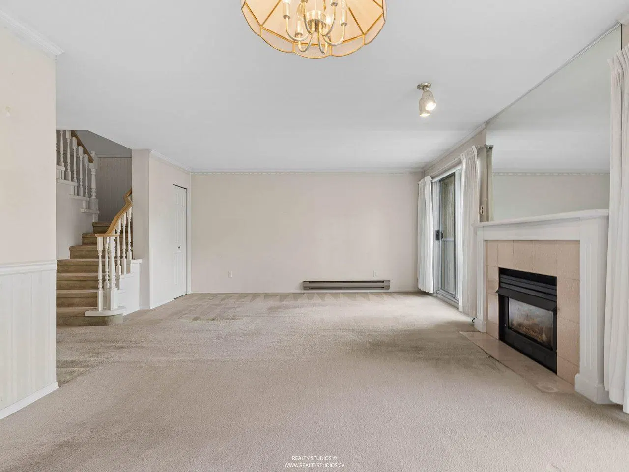 Photo 5 of 25 at #21 – 5575 Patterson Avenue