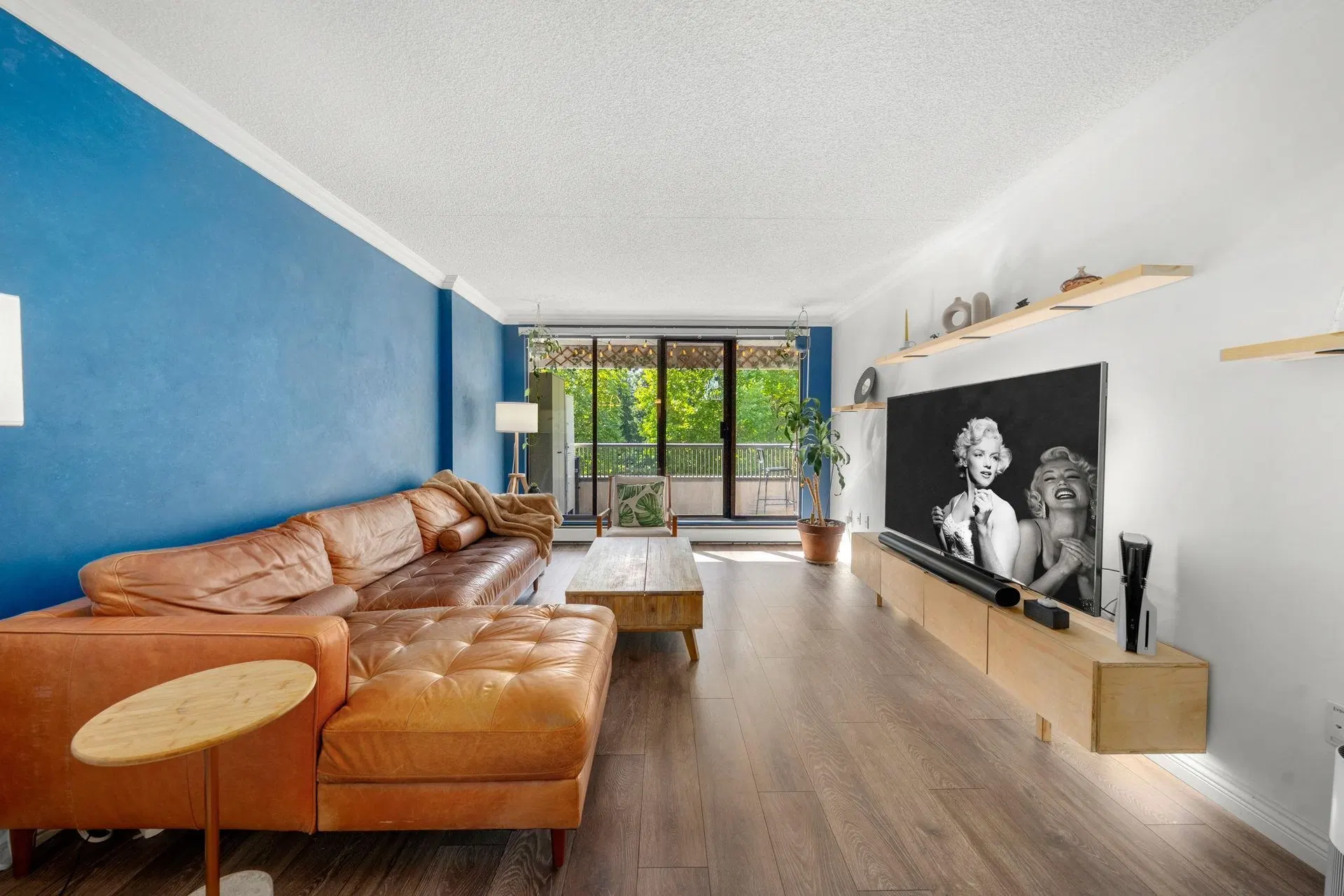 Photo 3 of 35 at #308 – 6595 Willingdon Avenue