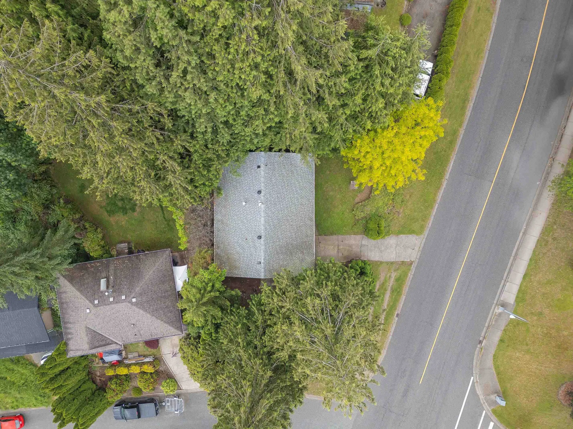 Photo 5 of 22 at 8061 Caribou Street