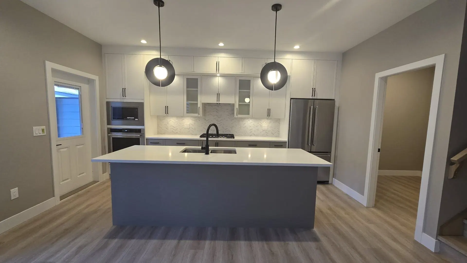 Photo 5 of 21 at #104 – 1211 Thomas Avenue