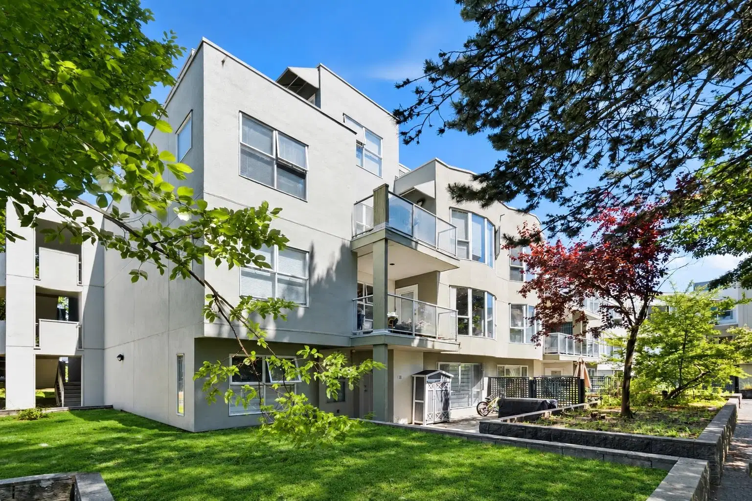 #107 – 8620 Jones Road