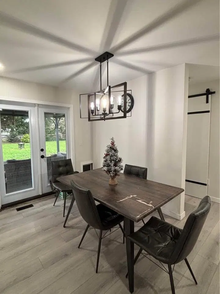 Photo 5 of 24 at 24634 56a Avenue