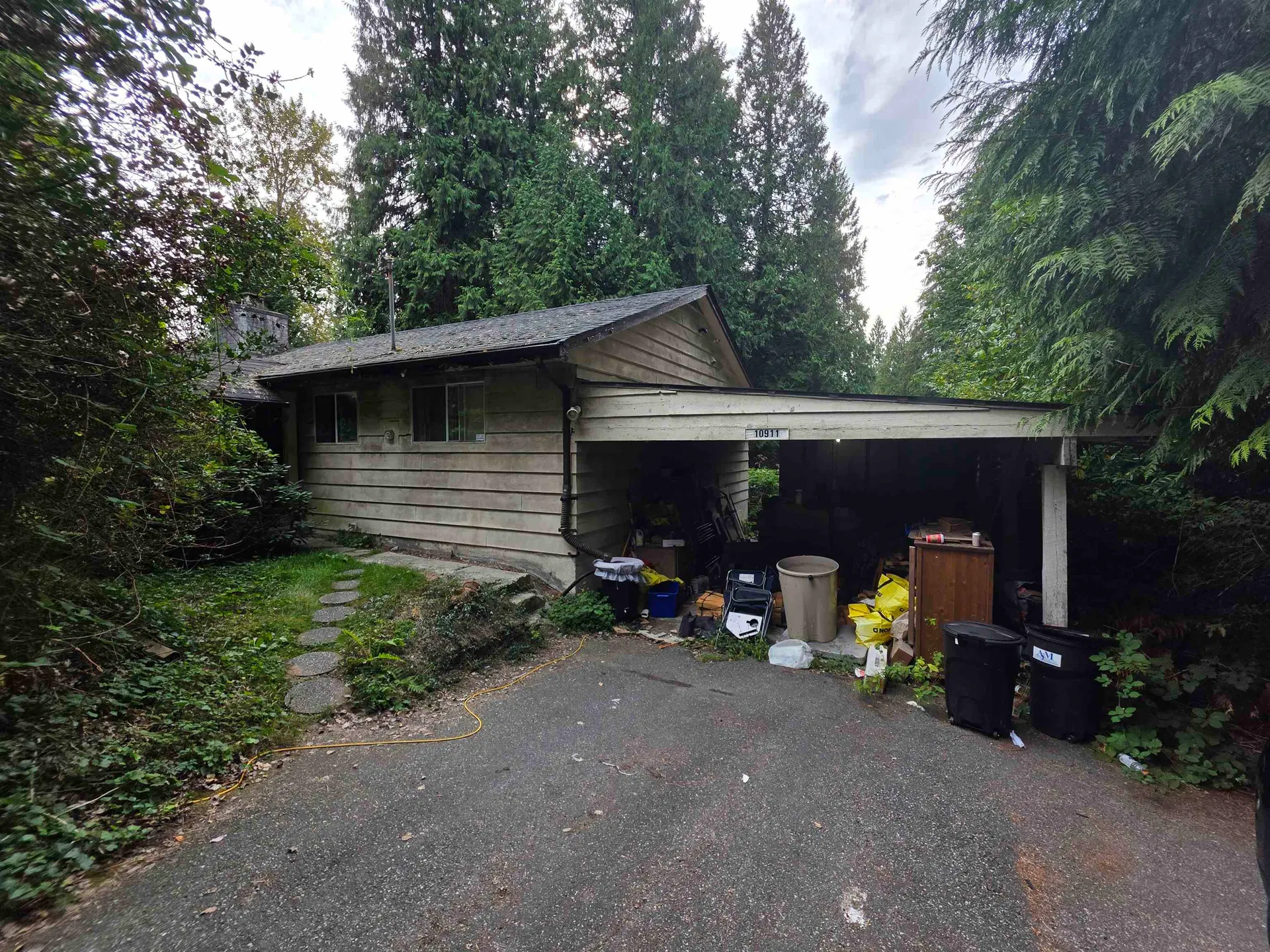 Photo 5 of 5 at #10869 – 10911 248 Street
