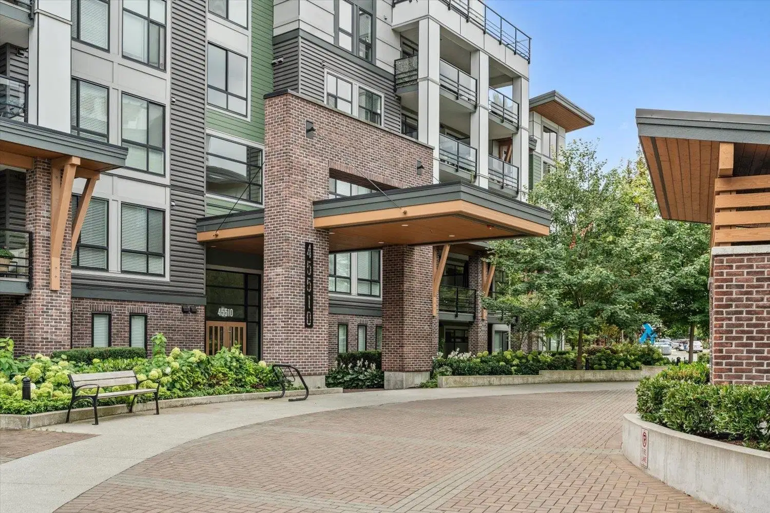 #409 – 45510 Market Way