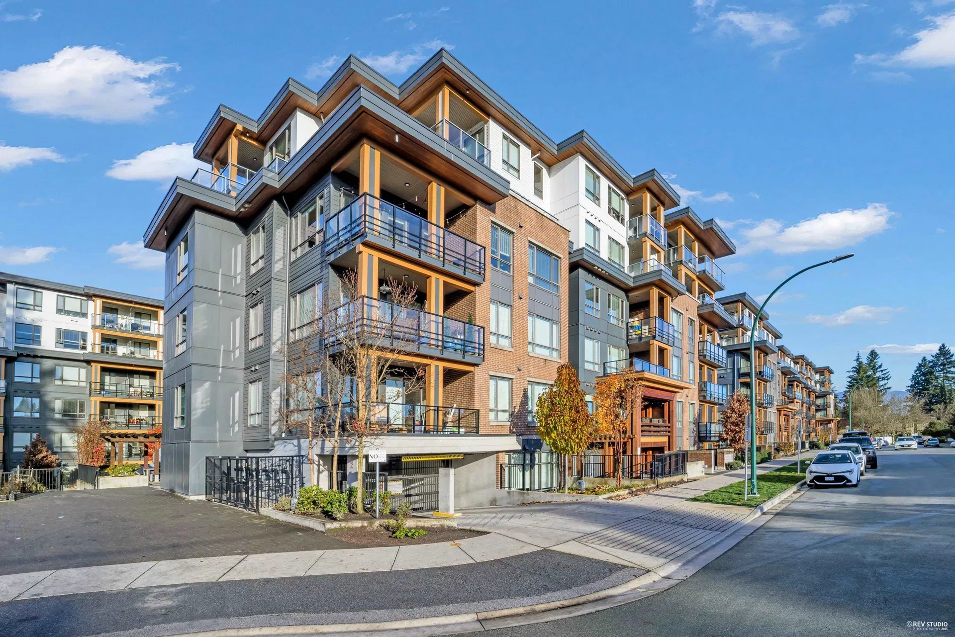 Photo 1 of 27 at #402 – 721 Anskar Court