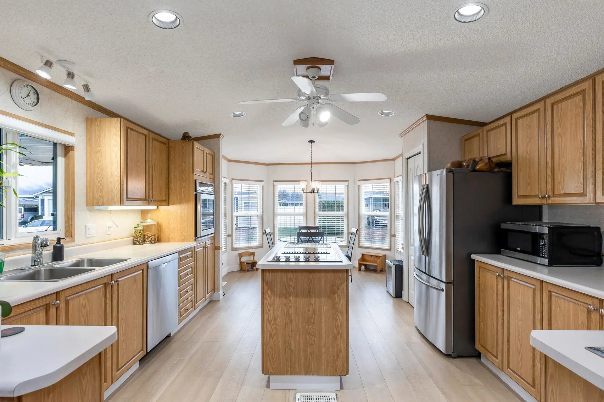 Photo 4 of 40 at #6 – 45918 Knight Road