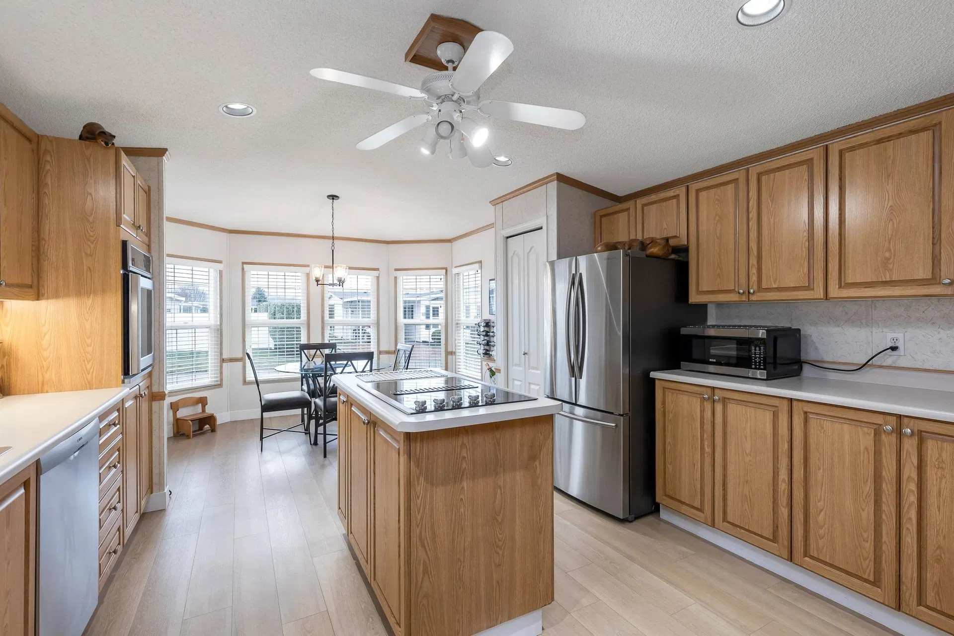 Photo 5 of 40 at #6 – 45918 Knight Road