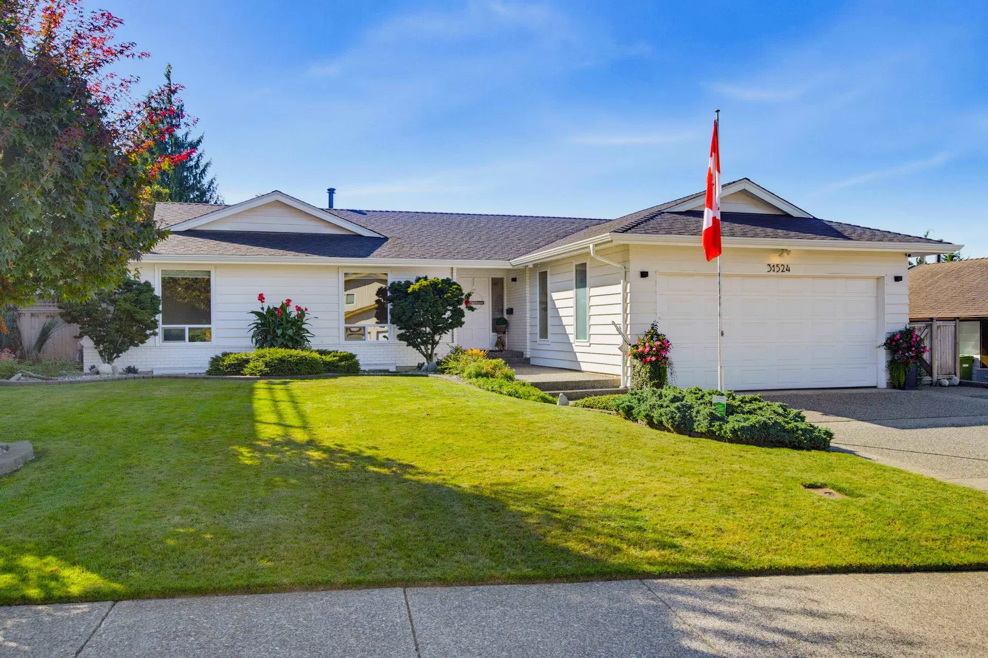 31524 Sunnyside Crescent