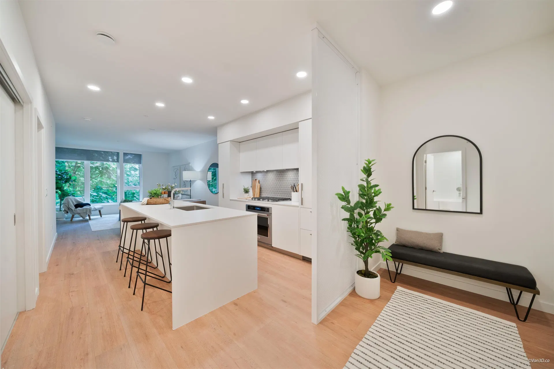 Photo 4 of 33 at #418 – 1500 Scott Crescent