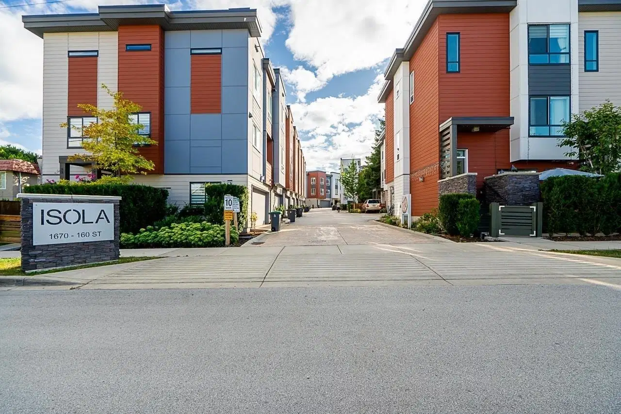 #48 – 1670 160 Street